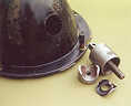 holepunch2_s.jpg - 2317 Bytes